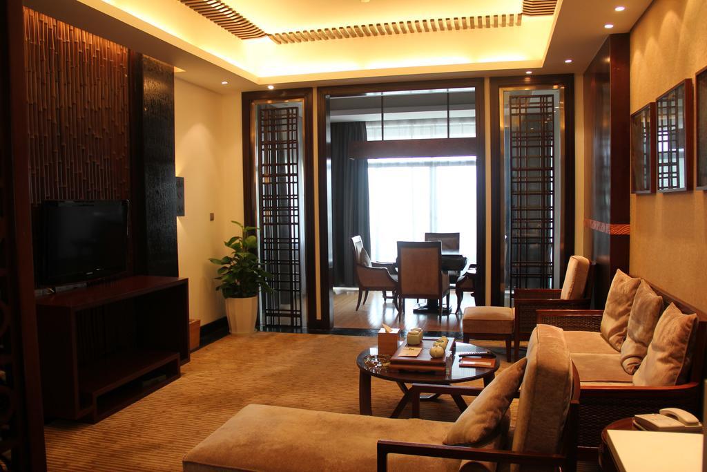 Huanxiu Resort & Spa Suzhou  Exteriör bild